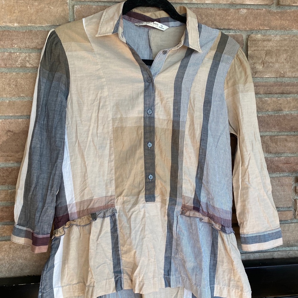 Zara Basic Button Up Ruffle Tunic - Picture 3 of 8
